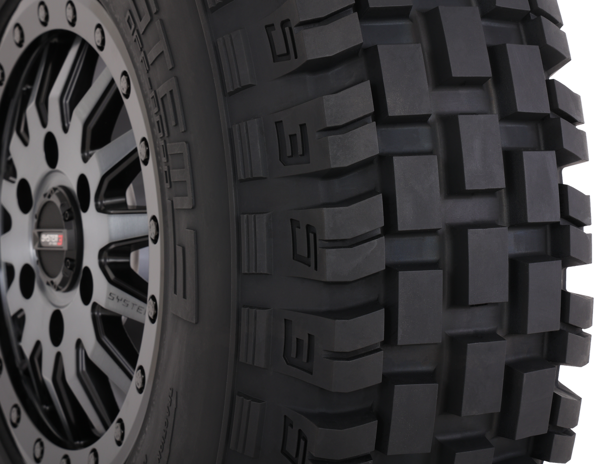 System 3 Tire RX600 35X10R-15 (S3-1568)