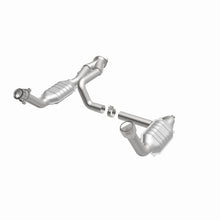 Cargar imagen en el visor de la galería, MagnaFlow Conv DF 02-06 Cadillac Escalade / 02-06 Chevy Avalanche 5.3L Dual Conv Y-Pipe Assembly 2WD