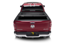 Cargar imagen en el visor de la galería, UnderCover 19-23 Ram 1500 5.7ft Armor Flex Bed Cover - Matte Black