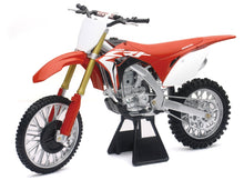 Cargar imagen en el visor de la galería, New Ray Toys Honda CRF450R Dirt Bike/ Scale - 1:6