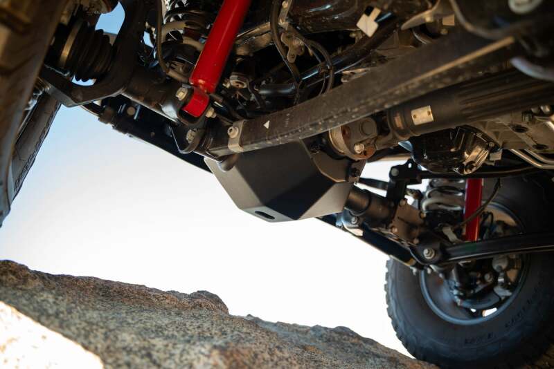 DV8 Offroad Front Differential Skid Plate — Fits 2018+ Jeep Wrangler JL / Gladiator JT