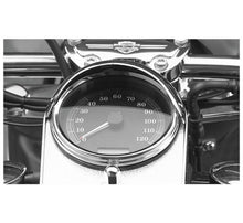 Load image into Gallery viewer, National Cycle 04-07 Harley Davidson FLHRS Road King Custom Speed-Ometer Glare Stopper