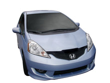 Cargar imagen en el visor de la galería, Protector de capó de acrílico de perfil bajo Aeroskin para Honda Fit AVS 09-10, color ahumado