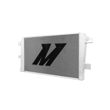 Cargar imagen en el visor de la galería, Mishimoto 01-05 Chevrolet/GMC 6.6L Duramax Radiator