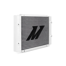 Cargar imagen en el visor de la galería, Mishimoto Universal 25 Row Dual Pass Oil Cooler