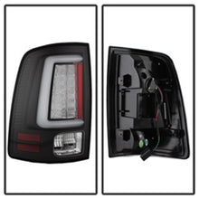 Cargar imagen en el visor de la galería, Spyder Dodge Ram 2013-2014 Light Bar LED Tail Lights - Black ALT-YD-DRAM13V2-LED-BK