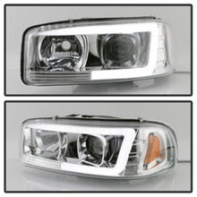 Cargar imagen en el visor de la galería, Spyder GMC Sierra 1500/2500/3500 99-06 V2 Projector Headlights - DRL - Chrome PRO-YD-CDE00V2-LB-C