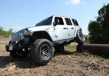 Cargar imagen en el visor de la galería, N-Fab Trail Slider Steps 07-17 Jeep Wrangler JK 4dr - SRW - Textured Black