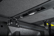 Cargar imagen en el visor de la galería, Extang 22-23 Nissan Frontier (5ft. Bed) Solid Fold ALX