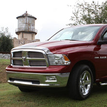 Cargar imagen en el visor de la galería, AVS 99-02 Chevy Silverado 1500 Aeroskin Low Profile Hood Shield - Chrome