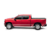 Cargar imagen en el visor de la galería, BAK 19-20 Chevy Silverado 6ft 6in Bed 1500 (New Body Style) BAKFlip G2