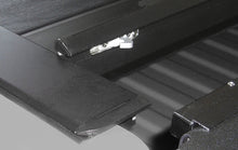 Load image into Gallery viewer, Roll-N-Lock 15-18 Ford F-150 SB 77-3/8in M-Series Retractable Tonneau Cover