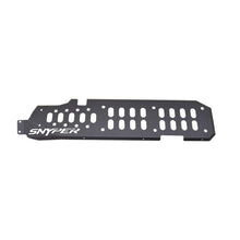 Cargar imagen en el visor de la galería, Westin/Snyper 07-17 Jeep Wrangler Unlimited Gas Tank Skid Plate - Textured Black