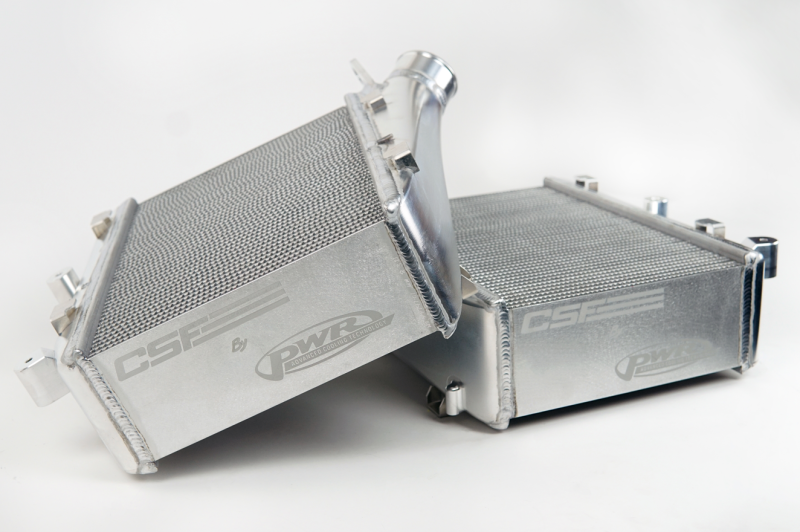 Sistema de intercooler de alto rendimiento CSF ​​2020+ Audi C8 RS6/RS7 (número de pieza OEM 4K0 145 805 P/4K0 145 806 B)