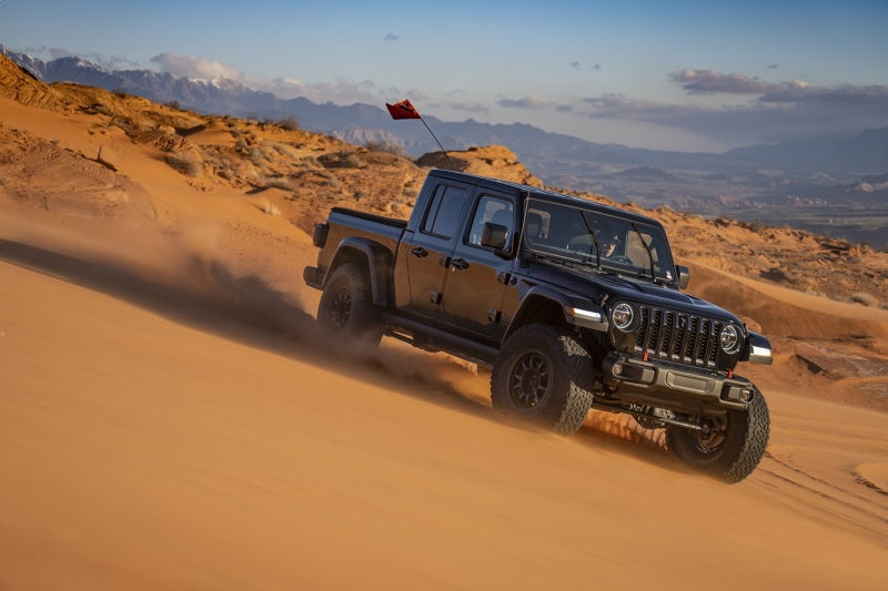 FOX Performance Series 2.5 DSC Piggyback Shocks — Fits 2020-2024 Jeep Gladiator 0-1.5in Lift