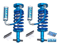 Cargar imagen en el visor de la galería, King Shocks 07-18 Chevrolet Avalanche 1500 Front 2.5 Dia Remote Reservoir Coilover (Pair)