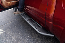 Cargar imagen en el visor de la galería, N-FAB 19-21 GMC 1500 Crew Crab Roan Running Boards - Textured Black