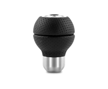 Cargar imagen en el visor de la galería, Momo Race Shift Knob - Black Airleather, Aluminum Insert