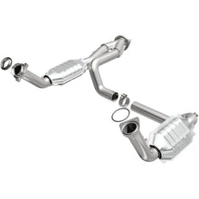 Cargar imagen en el visor de la galería, MagnaFlow Conv DF 02-06 Cadillac Escalade / 02-06 Chevy Avalanche 5.3L Dual Conv Y-Pipe Assembly 2WD