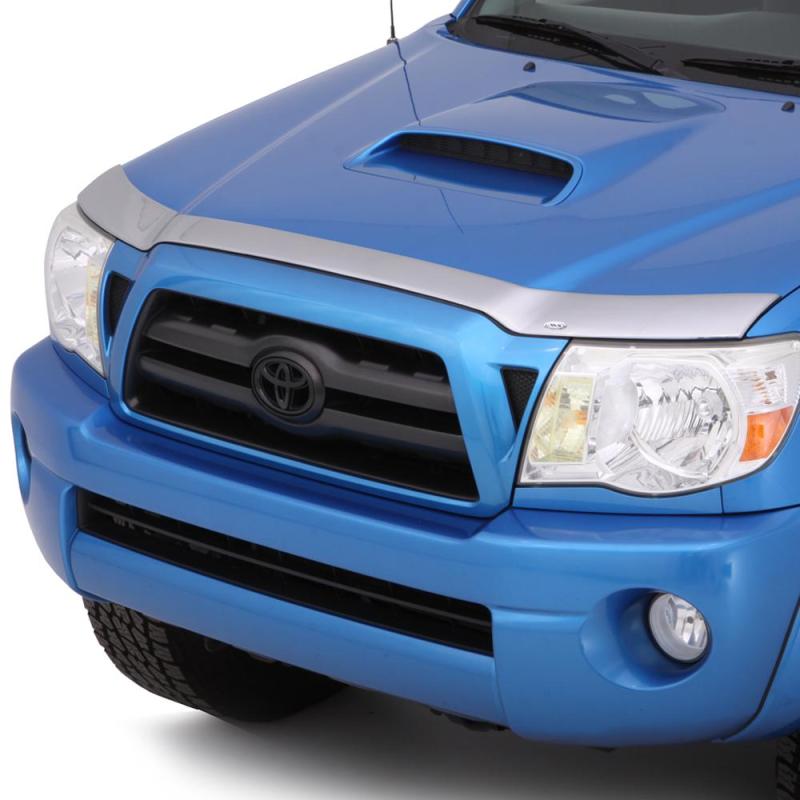 AVS 05-18 Nissan Frontier Aeroskin Low Profile Hood Shield - Chrome