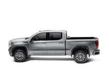 Cargar imagen en el visor de la galería, Truxedo 19-20 GMC Sierra &amp; Chevrolet Silverado 1500 (New Body) w/o Tailgate 5ft 8in Pro X15 BedCover