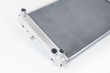 Cargar imagen en el visor de la galería, CSF Audi B5 A4 1.8T High Performance All Aluminum Radiator