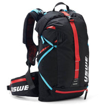 Cargar imagen en el visor de la galería, USWE Hajker Winter Rolltop Daypack 30L - Carbon Black