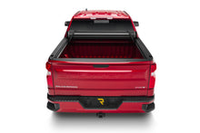 Cargar imagen en el visor de la galería, Truxedo 19-20 GMC Sierra &amp; Chevrolet Silverado 1500 (New Body) 5ft 8in Sentry Bed Cover