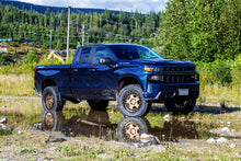 Cargar imagen en el visor de la galería, Belltech 19-20 Chevrolet Silverado / GMC Sierra 1500 4WD 4in Suspension Lift Kit w/ Shocks